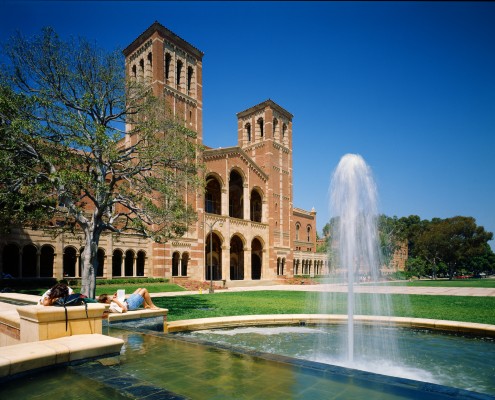 Royce with fountain